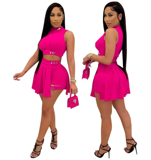 Chic pleated top and shorts set