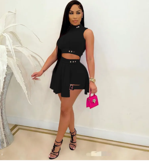 Chic pleated top and shorts set