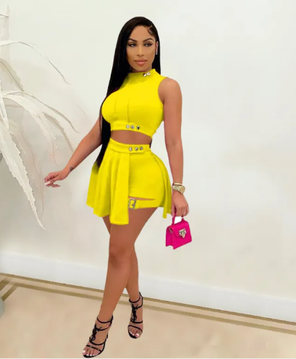 Chic pleated top and shorts set